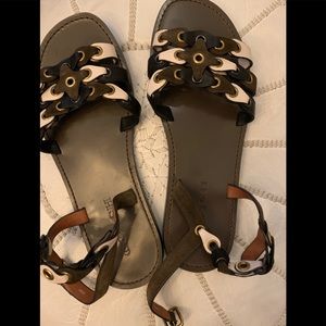 Authentic COACH leather sandals🌞